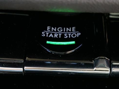Used 2024 Lincoln Corsair AWD w/ Equipment Group 101A image 27