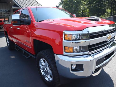 Used 2018 Chevrolet Silverado 2500 LTZ w/ Duramax Plus Package AWD/4WD image 3