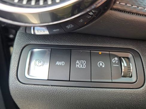 Used 2025 Chevrolet Equinox LT w/ Safety and Technology Package image 31