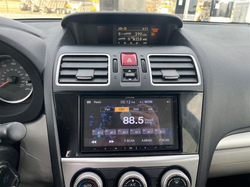 Used 2017 Subaru Forester 2.5i Premium w/ All-Weather Package image 14