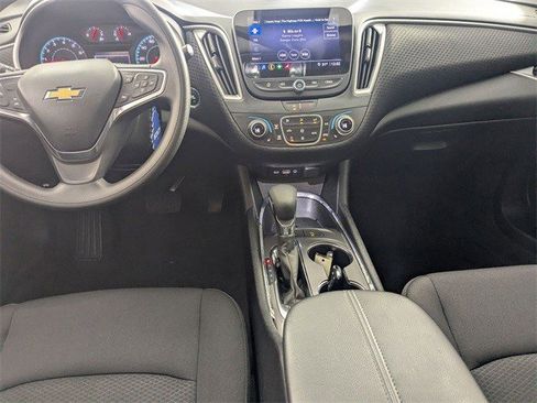 Certified 2025 Chevrolet Malibu LT w/ LPO, Floor Liner Package image 17