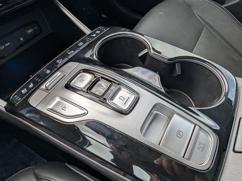 Used 2022 Hyundai Tucson Limited FWD image 19