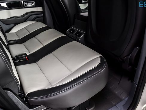 New 2025 INEOS Grenadier Fieldmaster Edition image 17