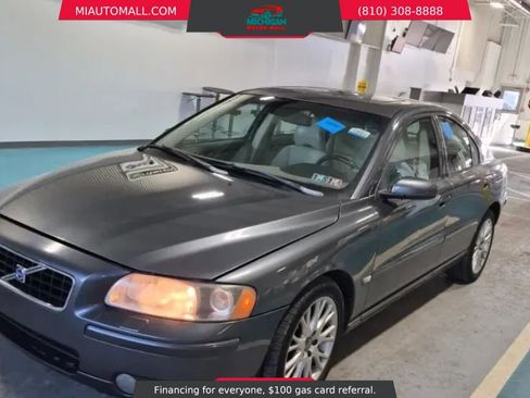 Used 2005 Volvo S60 T5 image 1