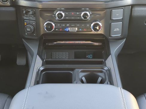 New 2026 Ford F250 Lariat w/ Lariat Premium Package AWD/4WD image 17