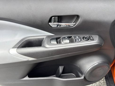 Used 2022 Nissan Kicks SR w/ Premium Package FWD image 16