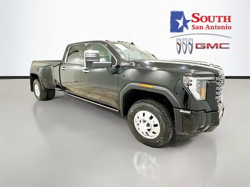 Used 2025 GMC Sierra 3500 Denali Ultimate image 1