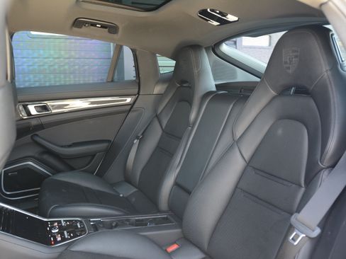 Certified 2023 Porsche Panamera Platinum Edition RWD image 31