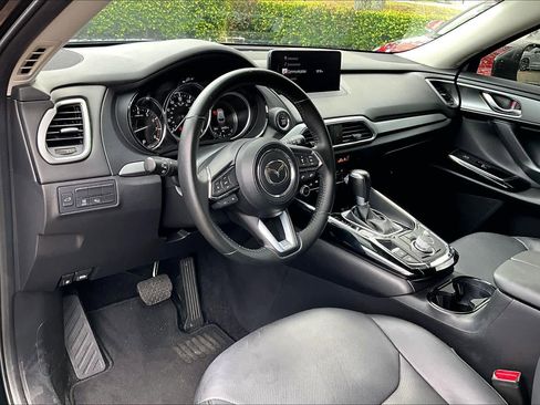 Used 2023 MAZDA CX-9 Touring image 17