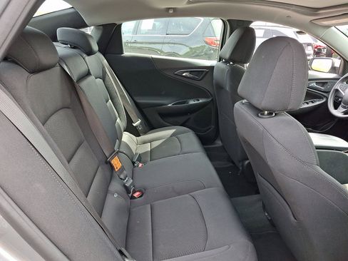 Used 2024 Chevrolet Malibu LT FWD image 15