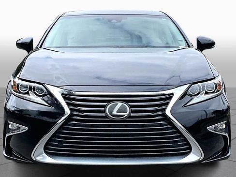 Used 2018 Lexus ES 350 image 3