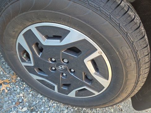 Used 2023 Hyundai Santa Fe Blue image 13