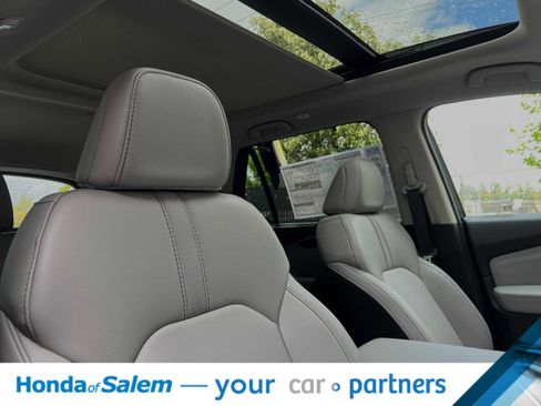 New 2025 Honda Pilot Touring image 17