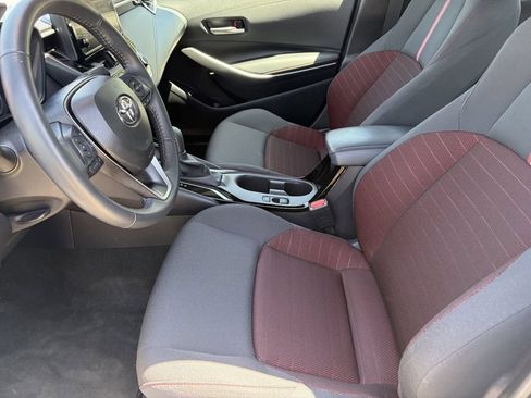 Certified 2025 Toyota Corolla SE FWD image 24