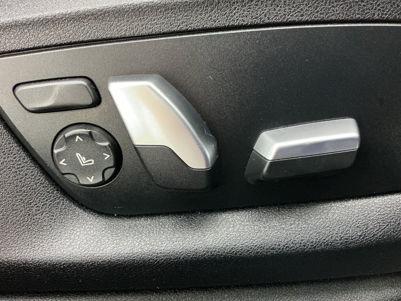 Used 2017 BMW 530i xDrive AWD/4WD image 43