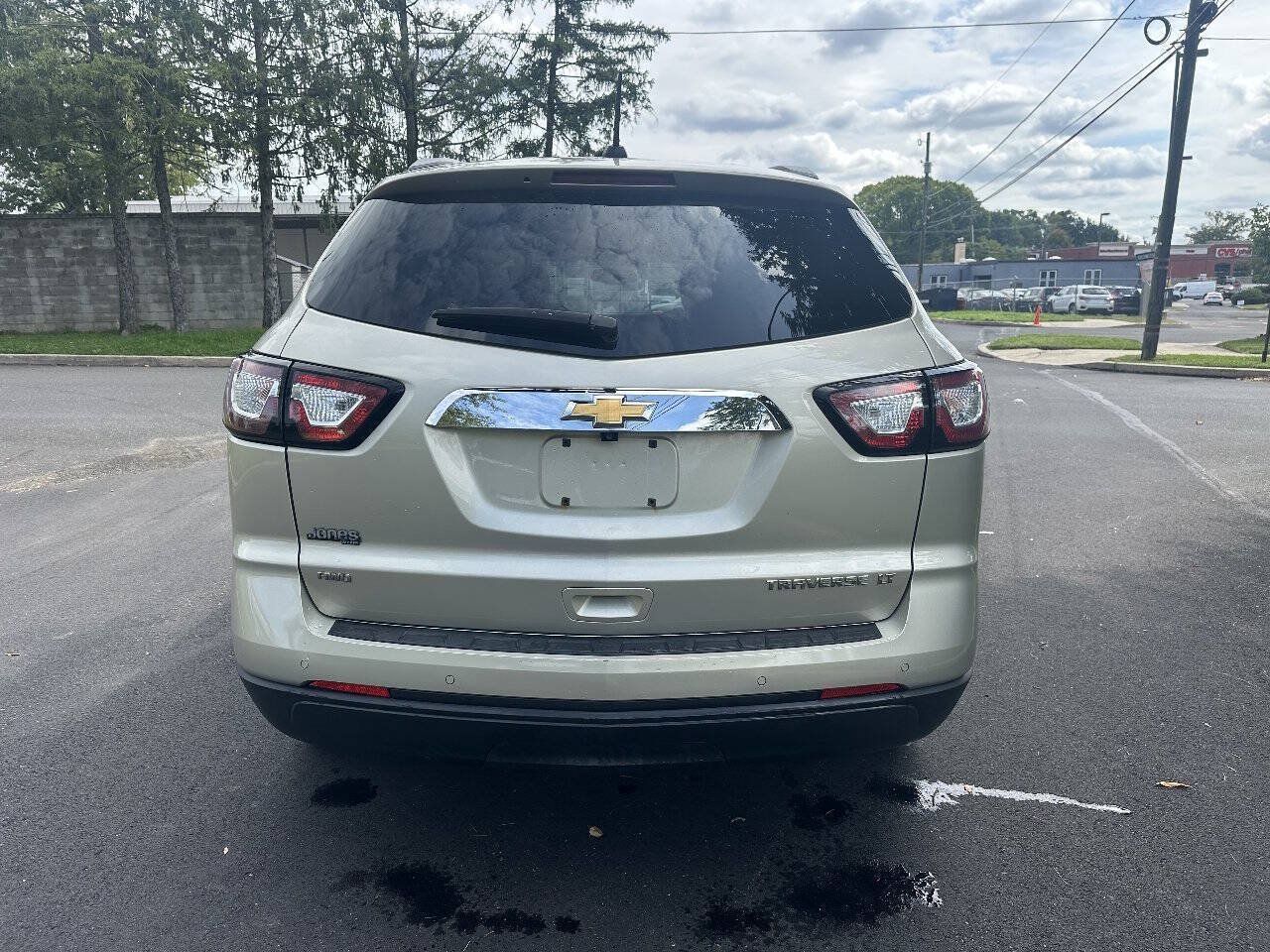 Used 2016 Chevrolet Traverse LT AWD/4WD image 7