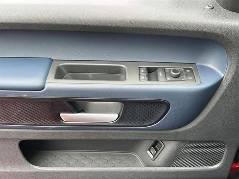 New 2025 Volkswagen ID. Buzz Pro S Plus image 25