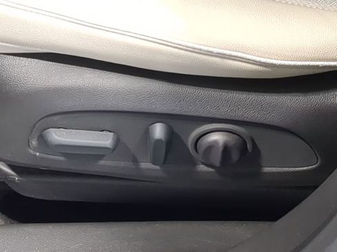 Used 2023 Buick Encore GX Preferred w/ Cold Weather Comfort Package image 17