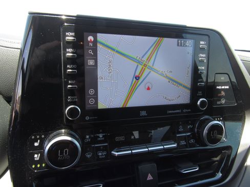 Used 2021 Toyota Highlander Limited AWD/4WD image 20
