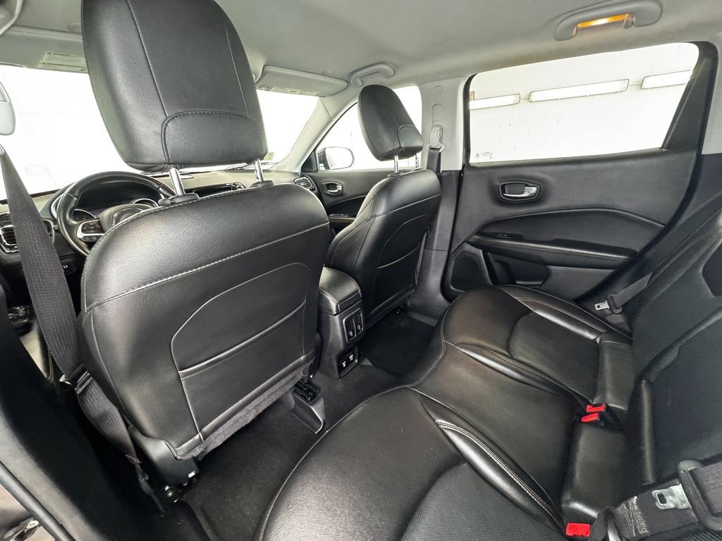 Used 2020 Jeep Compass Limited AWD/4WD image 22