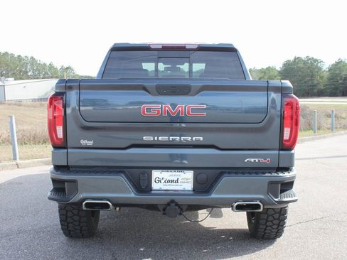 Used 2022 GMC Sierra 1500 AT4 w/ AT4 Preferred Package image 23
