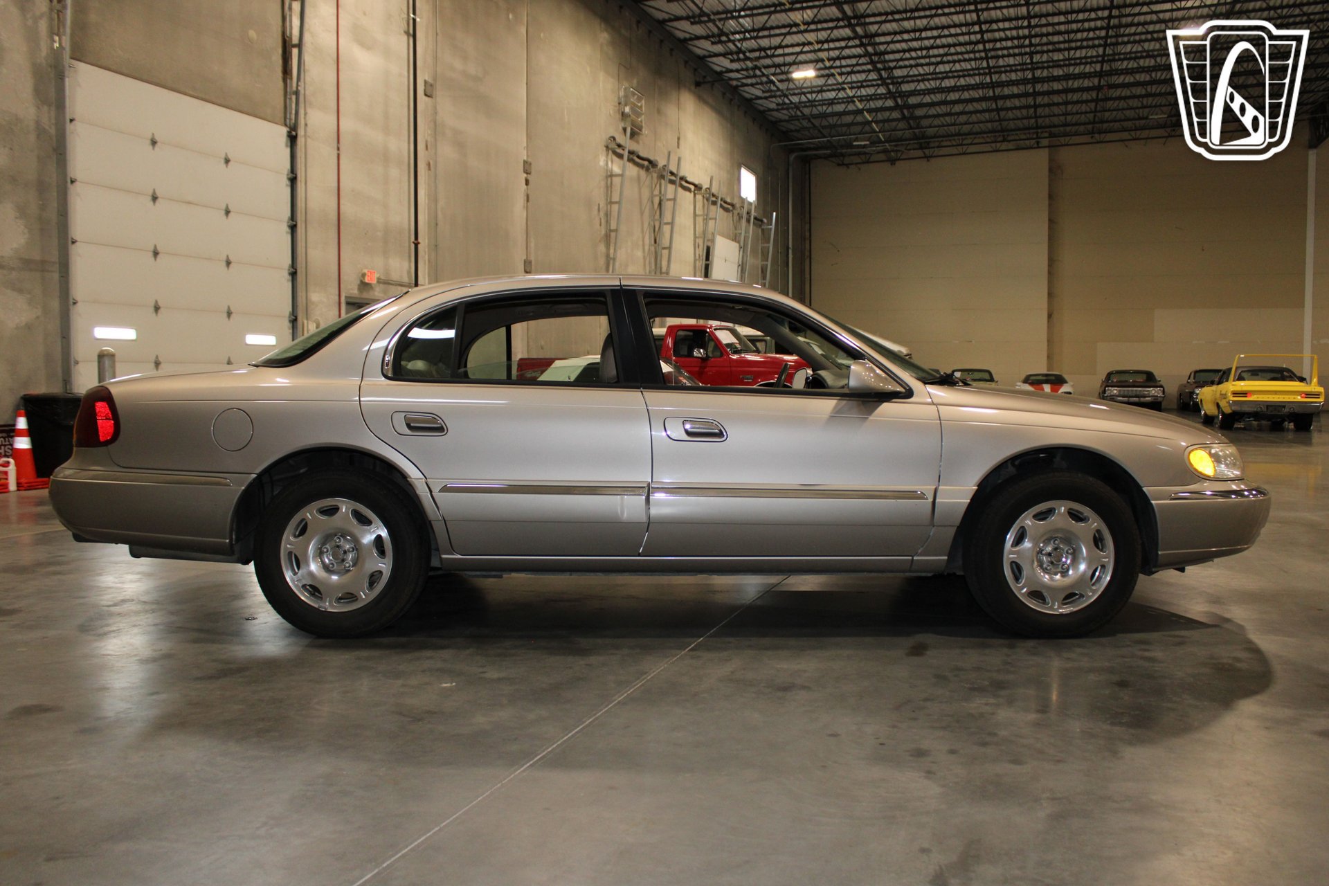 Used 1999 Lincoln Continental FWD image 22