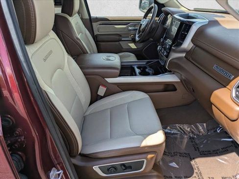 Used 2019 RAM 1500 Laramie AWD/4WD image 20