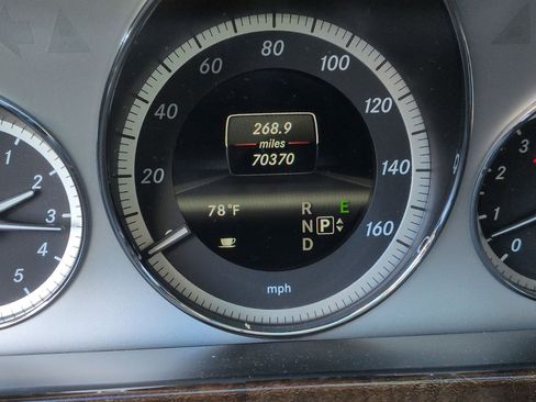 Used 2013 Mercedes-Benz E 350 Sedan image 22