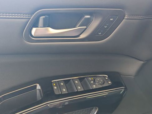 New 2026 Nissan Pathfinder Platinum image 14