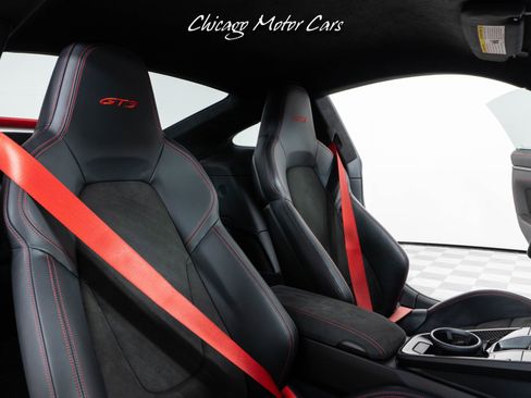 Used 2022 Porsche 911 GT3 image 43
