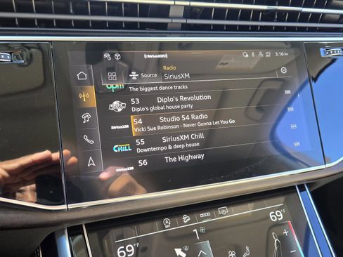 New 2025 Audi Q7 3.0T Premium Plus AWD/4WD image 31