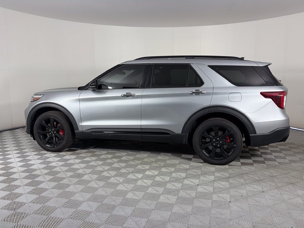 Used 2023 Ford Explorer ST w/ Equipment Group 401A AWD/4WD image 4