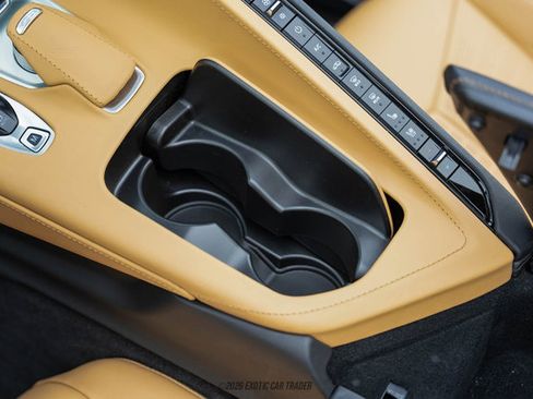 Used 2025 Chevrolet Corvette Stingray Premium Conv w/ 3LT RWD image 37
