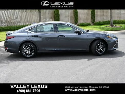 Certified 2025 Lexus ES 300h w/ Premium Package FWD image 3