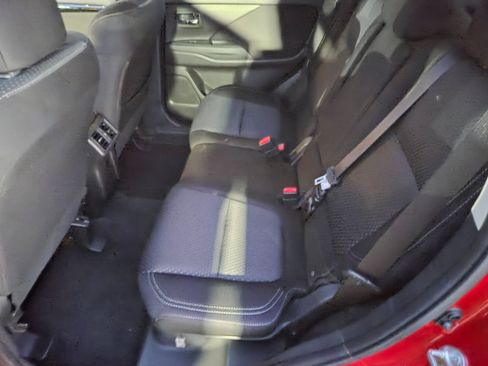 Used 2019 Mitsubishi Outlander ES FWD image 8