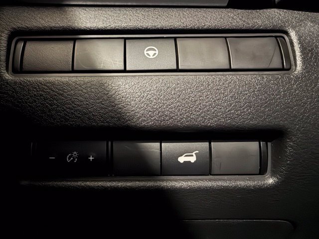 Used 2022 Nissan Rogue SV w/ SV Premium Package FWD image 18