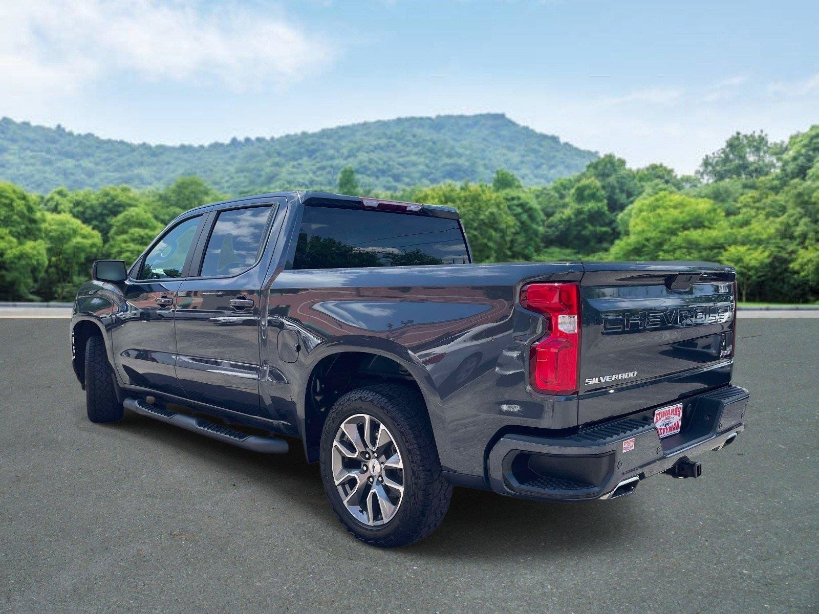 Used 2022 Chevrolet Silverado 1500 RST w/ Safety Package AWD/4WD image 22
