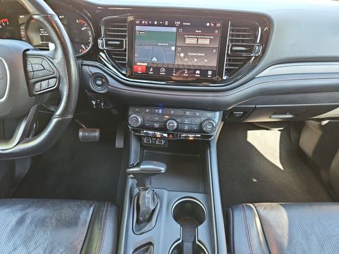 Used 2024 Dodge Durango GT image 11