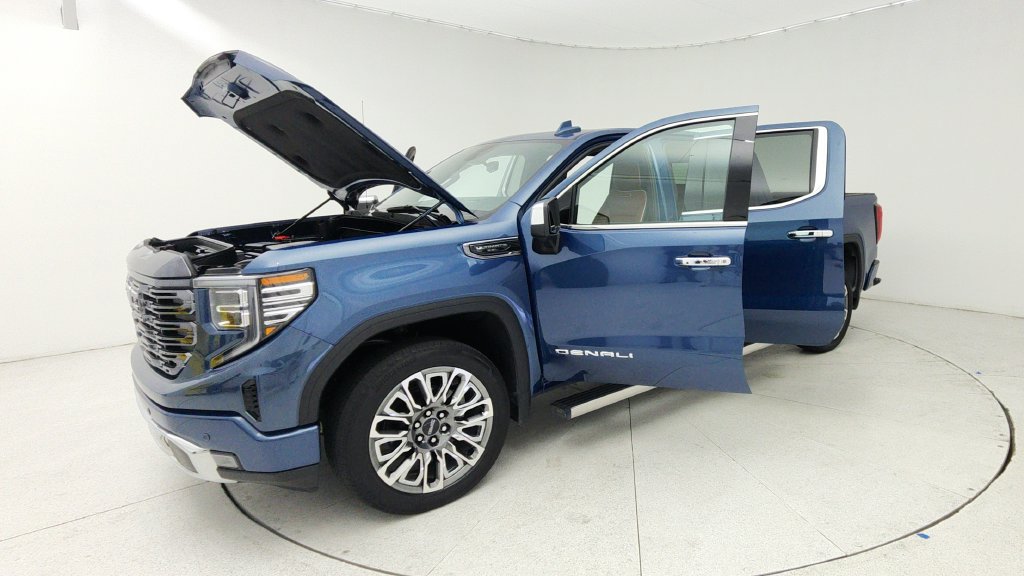Used 2024 GMC Sierra 1500 Denali Ultimate AWD/4WD image 10
