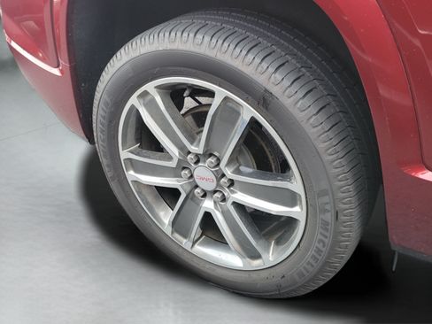 Used 2017 GMC Acadia Denali FWD image 19