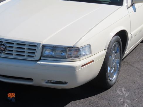 Used 2002 Cadillac Eldorado Collector's Edition image 11