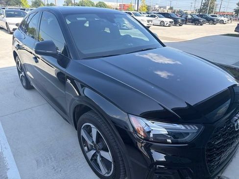 Used 2022 Audi Q5 2.0T Prestige w/ Prestige Package AWD/4WD image 2
