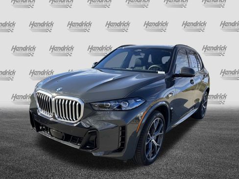 Used 2026 BMW X5 xDrive50e w/ M Sport Package image 5