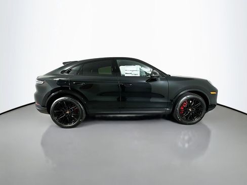 New 2026 Porsche Cayenne S image 8