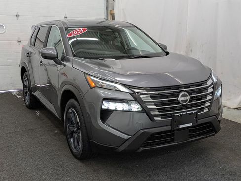 Used 2024 Nissan Rogue SV AWD/4WD image 28