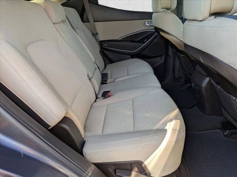 Used 2018 Hyundai Santa Fe Sport image 19