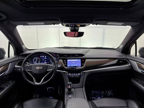 Used 2020 Cadillac XT6 Sport w/ Platinum Package AWD/4WD image 28