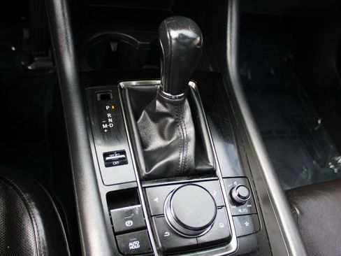 Used 2021 MAZDA MAZDA3 s image 23