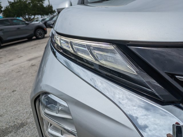 Used 2024 Mitsubishi Outlander SEL FWD image 10