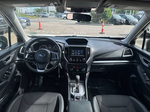 Used 2020 Subaru Forester Premium AWD/4WD image 11